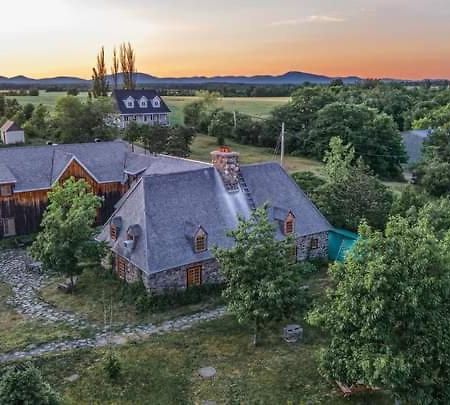Auberge Le P'tit Bonheur Saint-Laurent-de-l'ile d'Orleans Eksteriør billede