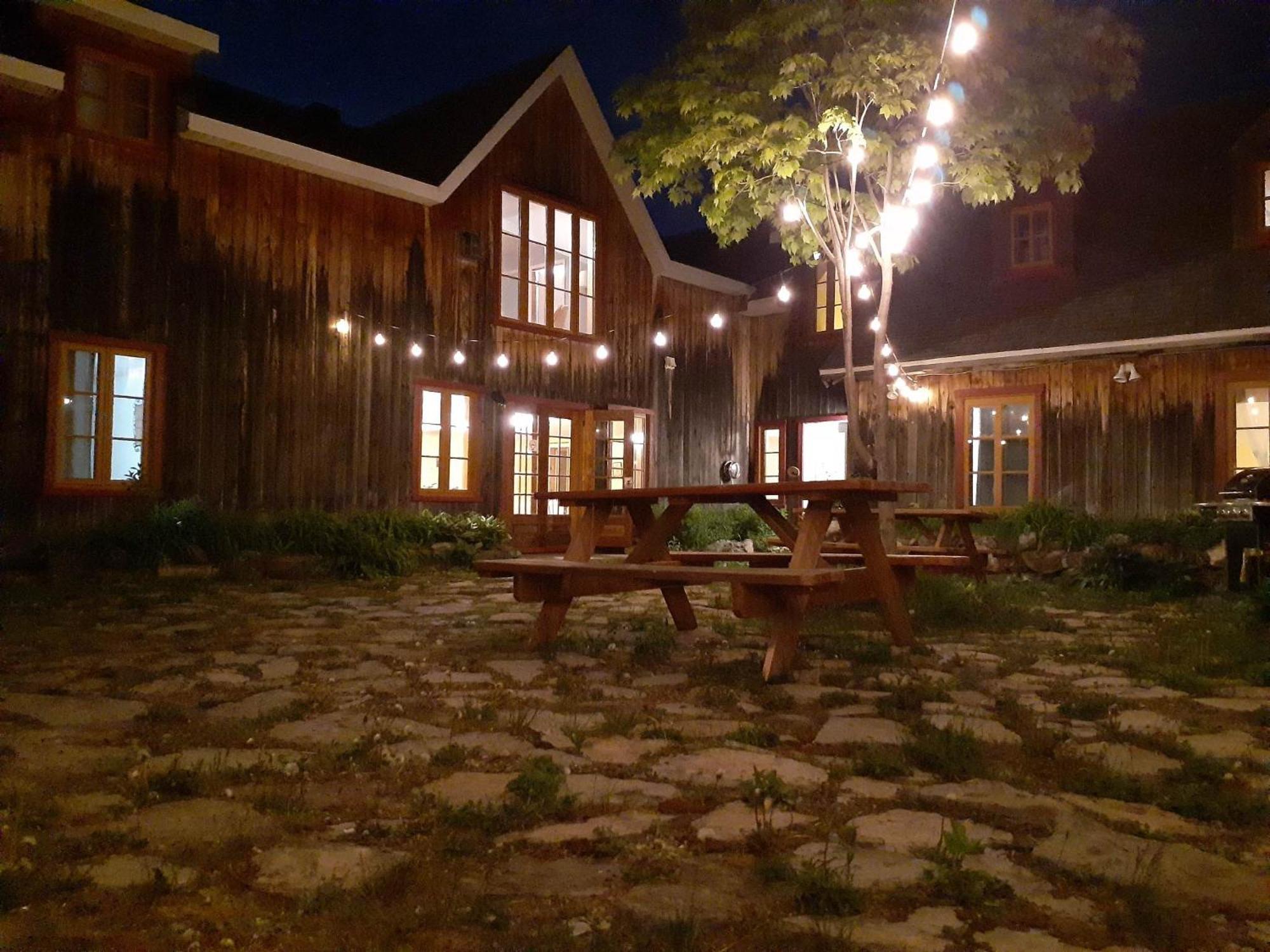 Auberge Le P'tit Bonheur Saint-Laurent-de-l'ile d'Orleans Eksteriør billede