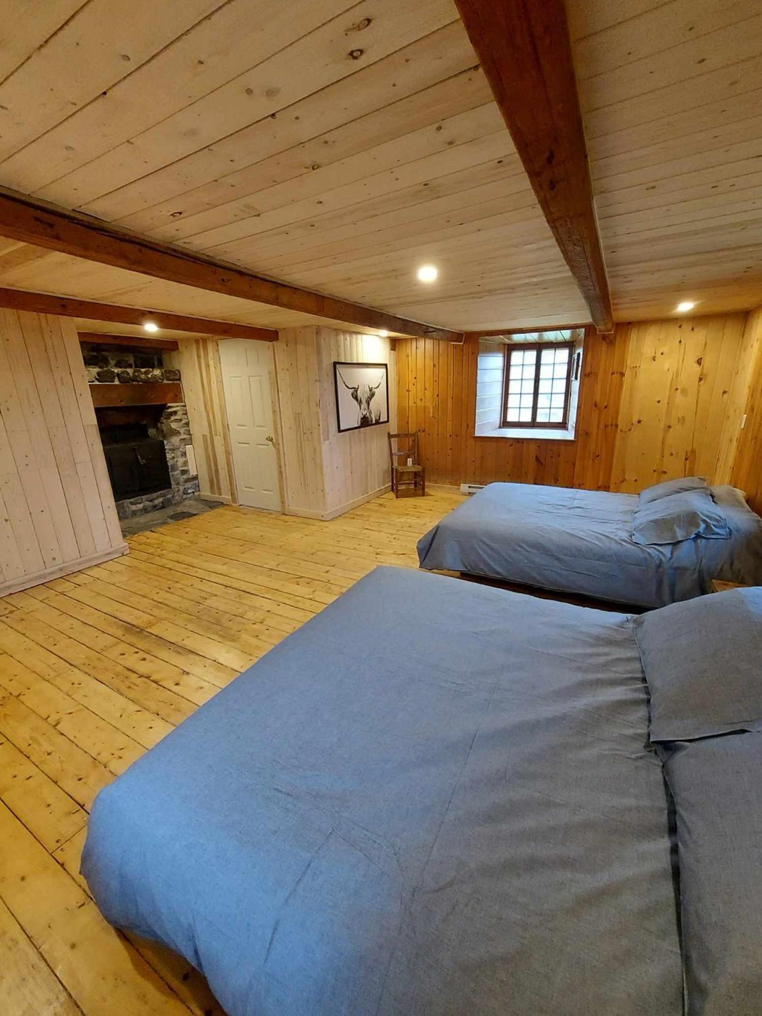 Auberge Le P'tit Bonheur Saint-Laurent-de-l'ile d'Orleans Eksteriør billede