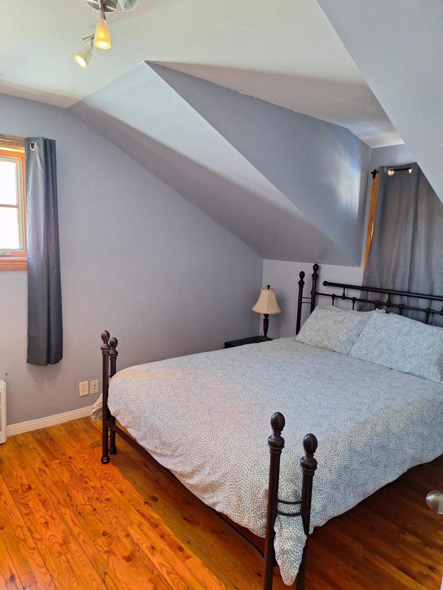 Auberge Le P'tit Bonheur Saint-Laurent-de-l'ile d'Orleans Eksteriør billede