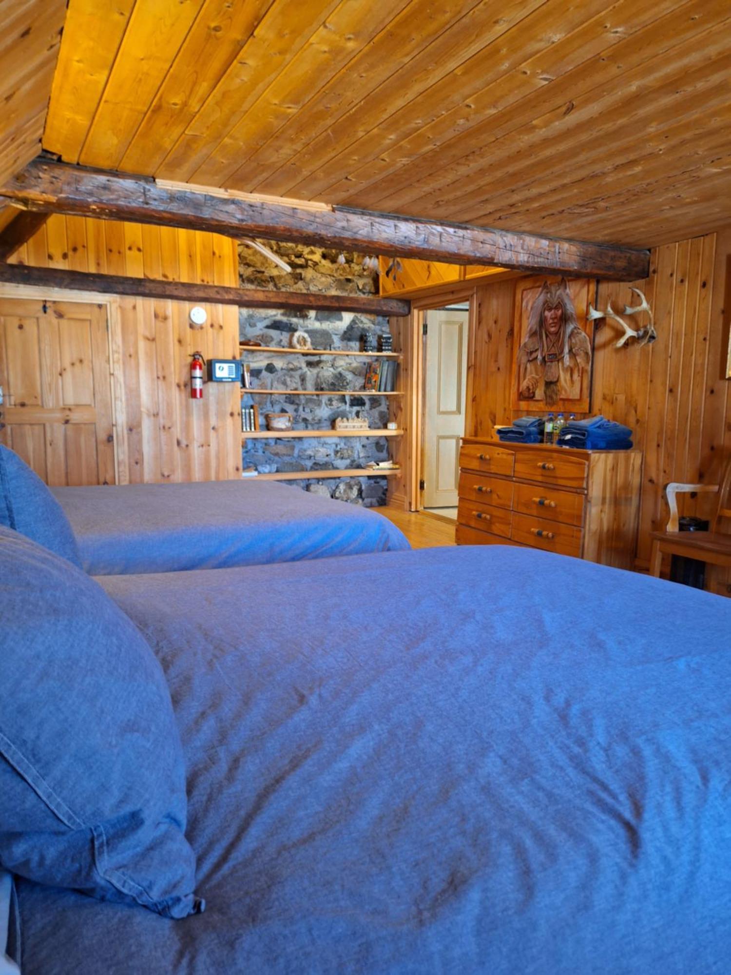 Auberge Le P'tit Bonheur Saint-Laurent-de-l'ile d'Orleans Eksteriør billede