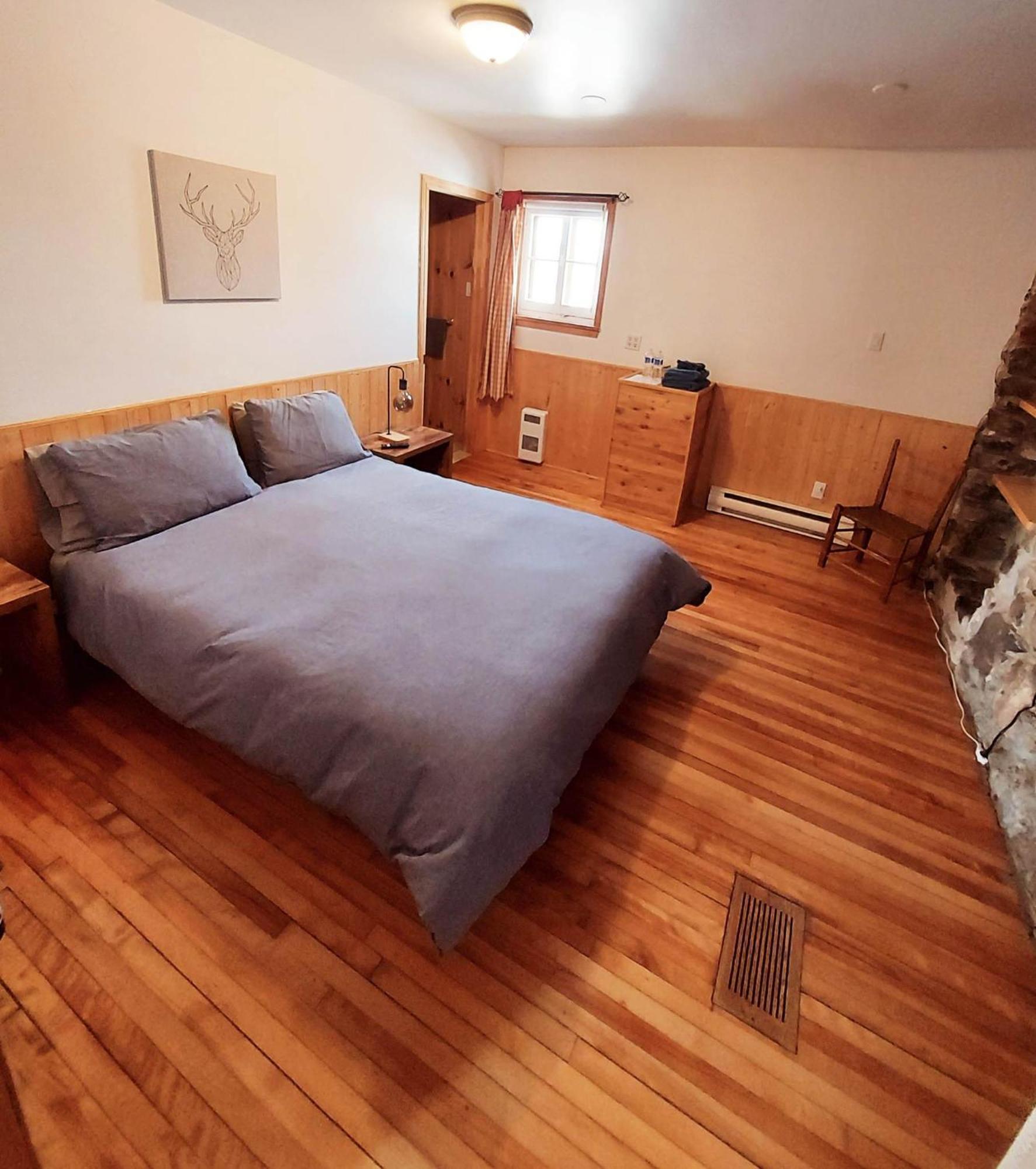 Auberge Le P'tit Bonheur Saint-Laurent-de-l'ile d'Orleans Eksteriør billede