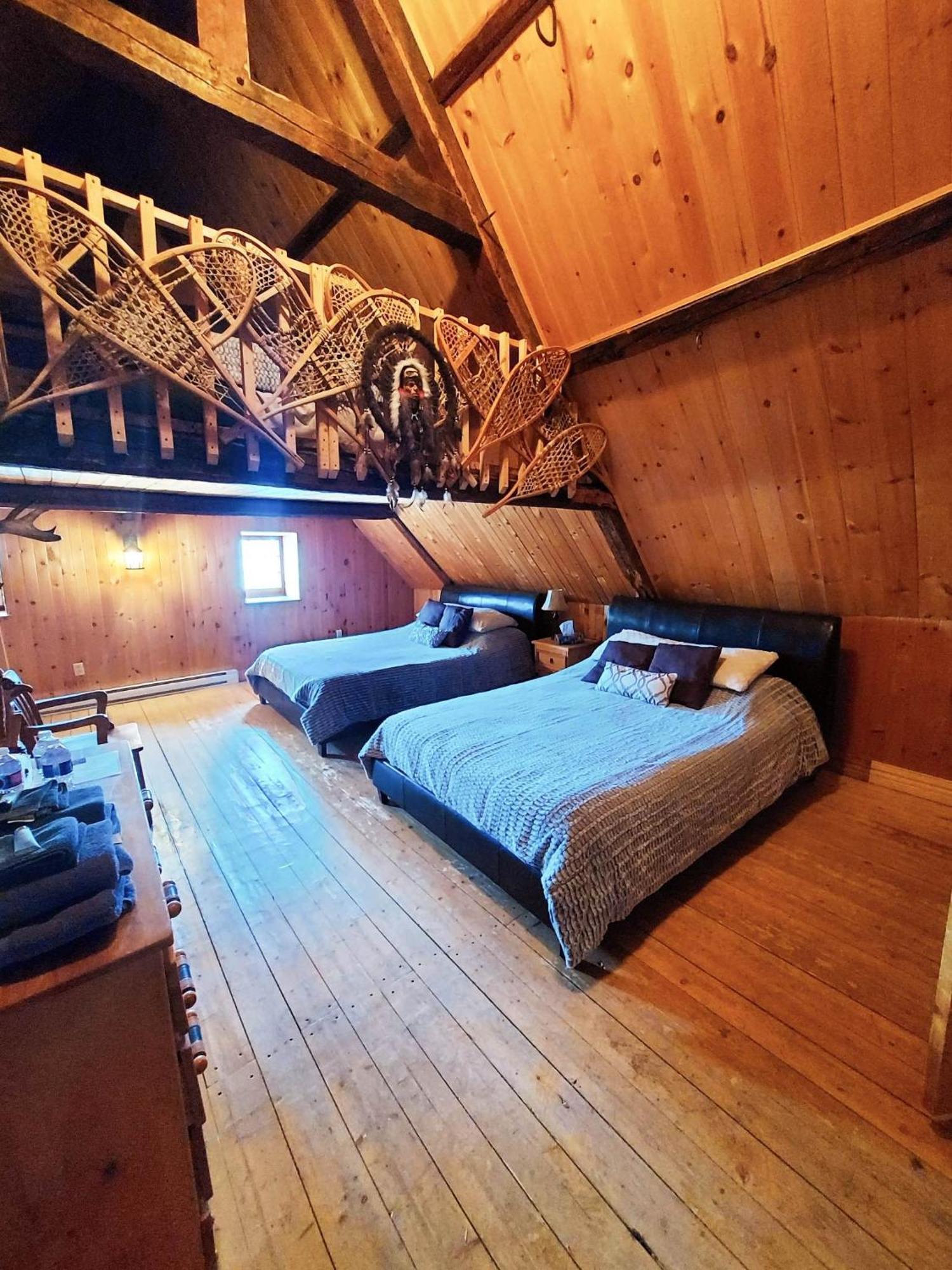 Auberge Le P'tit Bonheur Saint-Laurent-de-l'ile d'Orleans Eksteriør billede